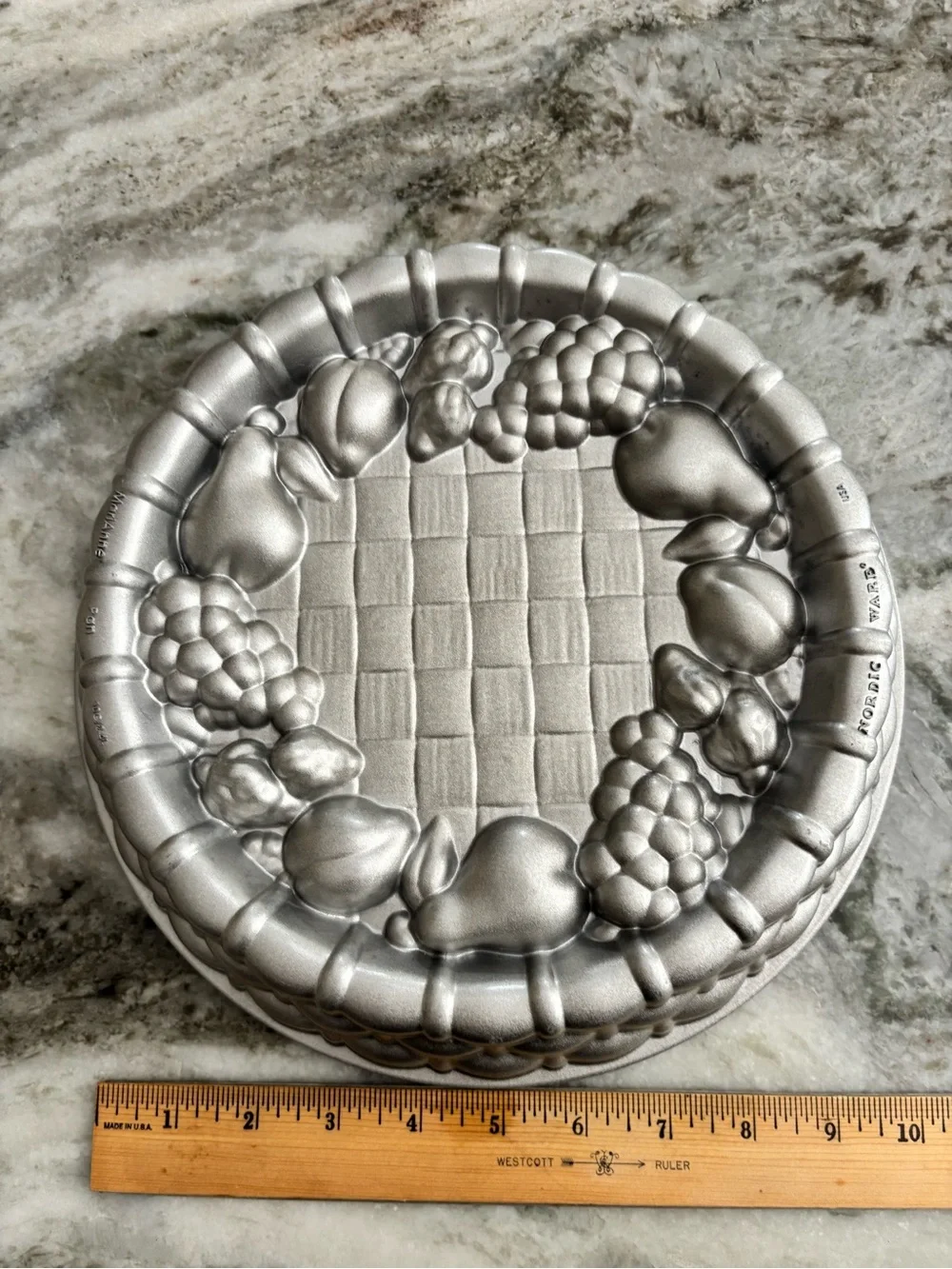 Nordic Ware MariAnne Pan 10” fruit lattice tiered cake pan